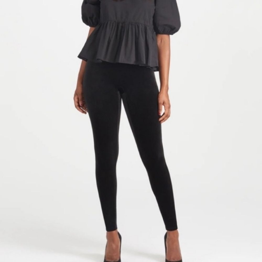 Spanx Velvet High Rise Leggings in Black